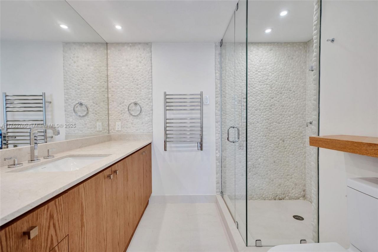 18911 Collins Ave, Unit 1901, Sunny Isles Beach, FL 33160 Photo