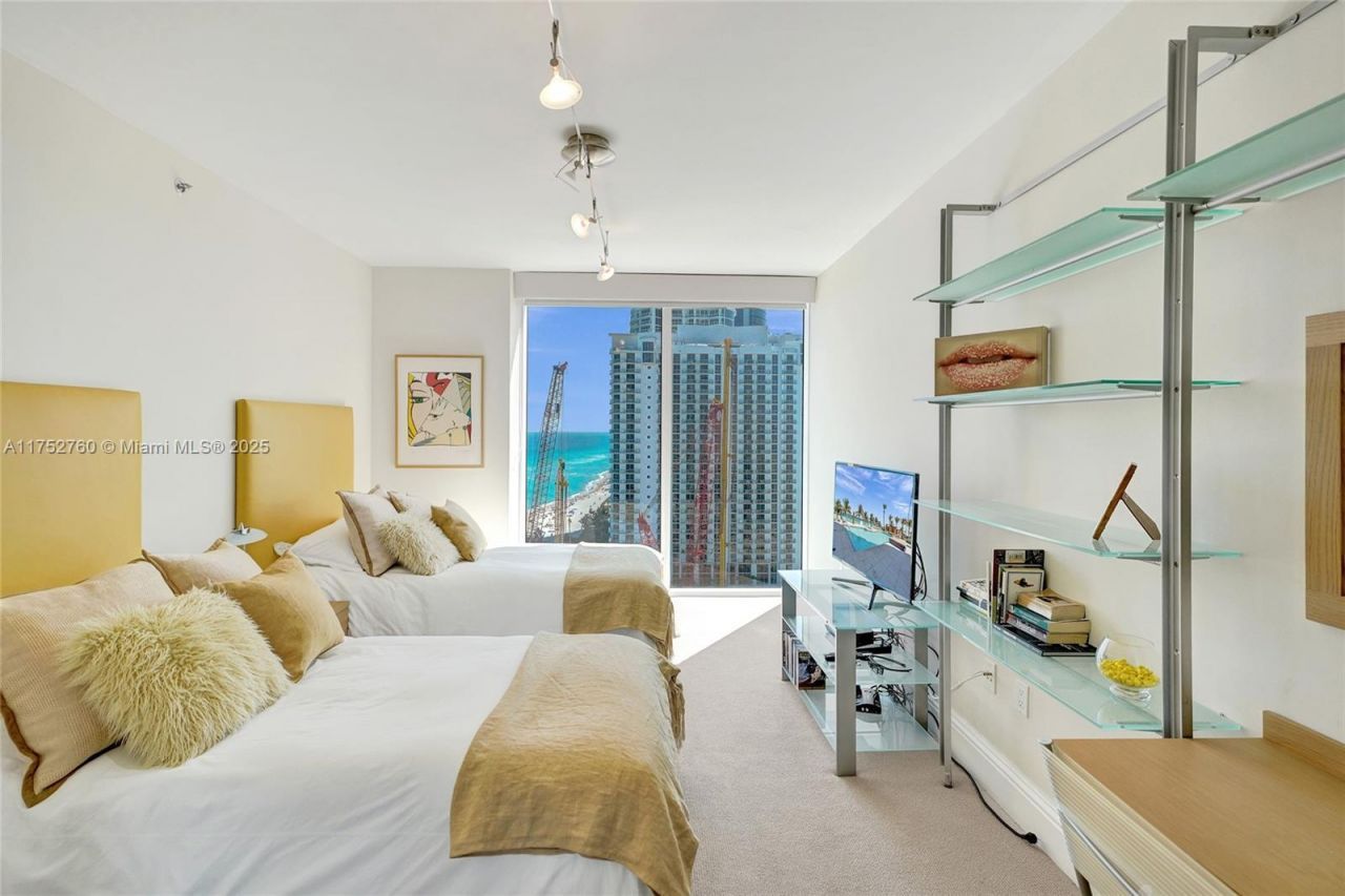 18911 Collins Ave, Unit 1901, Sunny Isles Beach, FL 33160 Photo