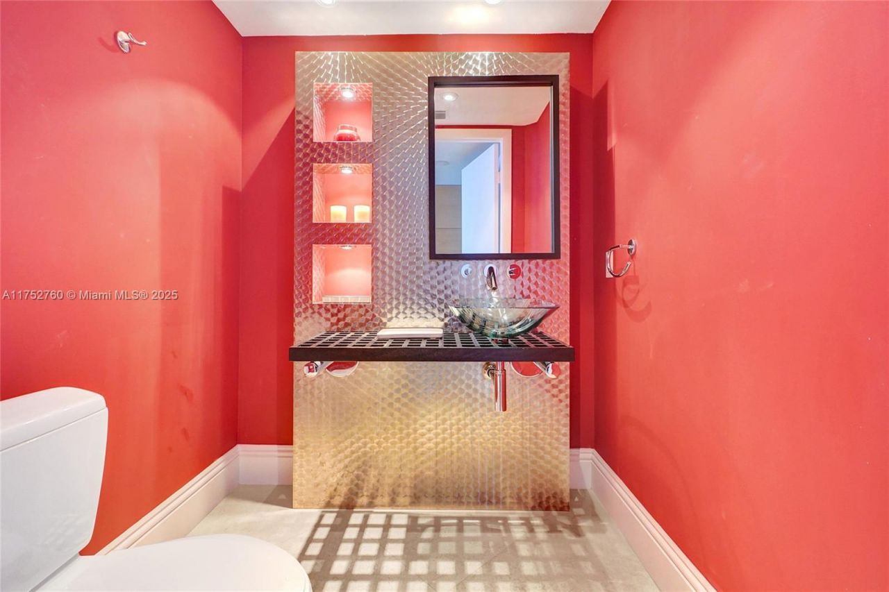 18911 Collins Ave, Unit 1901, Sunny Isles Beach, FL 33160 Photo