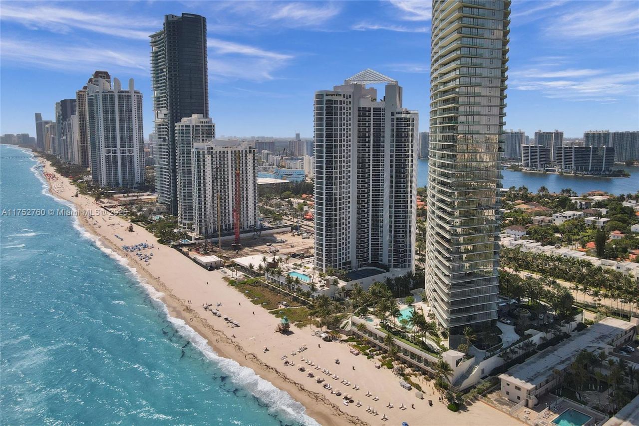 18911 Collins Ave, Unit 1901, Sunny Isles Beach, FL 33160 Photo