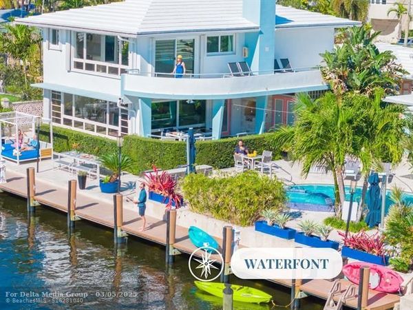 2740 NE 15th St, Fort Lauderdale, FL 33304