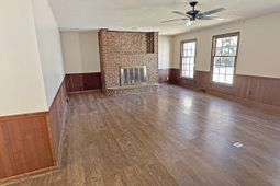 243 Country Club Boulevard photo 4