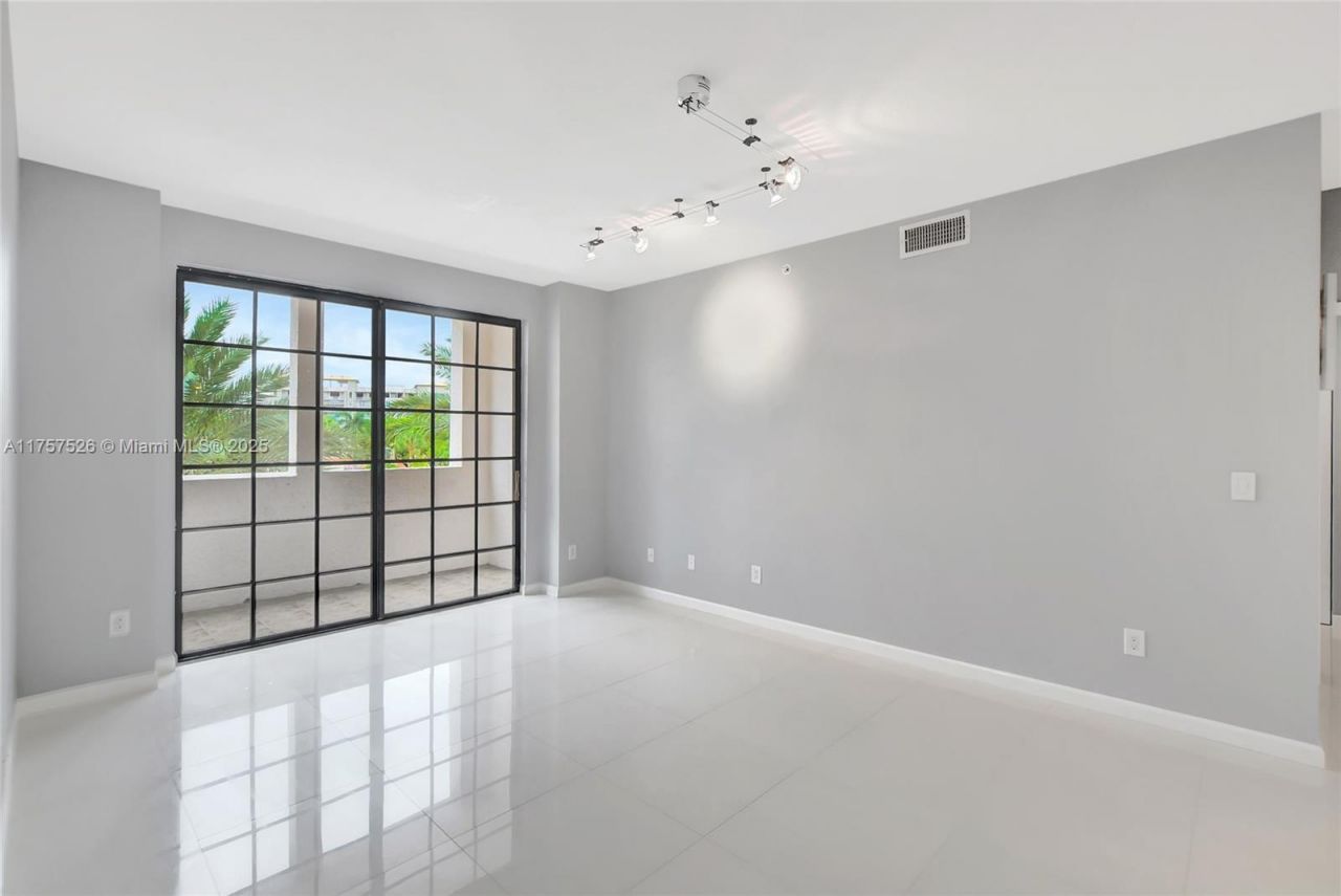 233 S Federal Hwy, Unit 313, Boca Raton, FL 33432 Photo