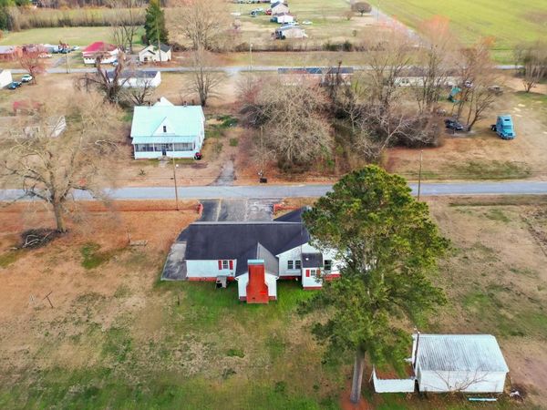 110 W Church Street, Kelford, NC 27847