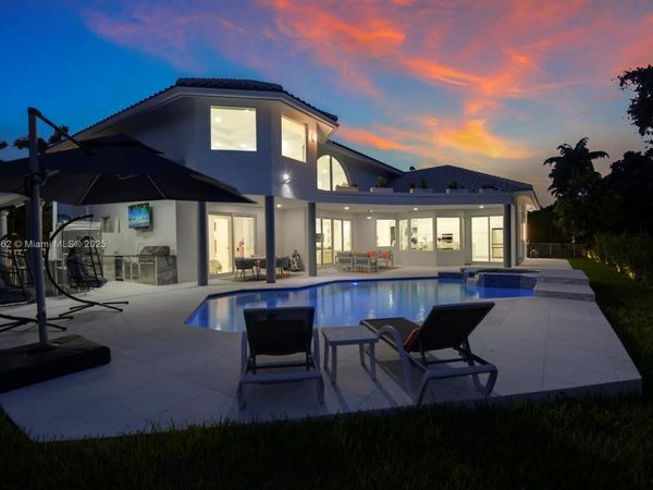 2578 NW 63rd Ln, Boca Raton, FL 33496