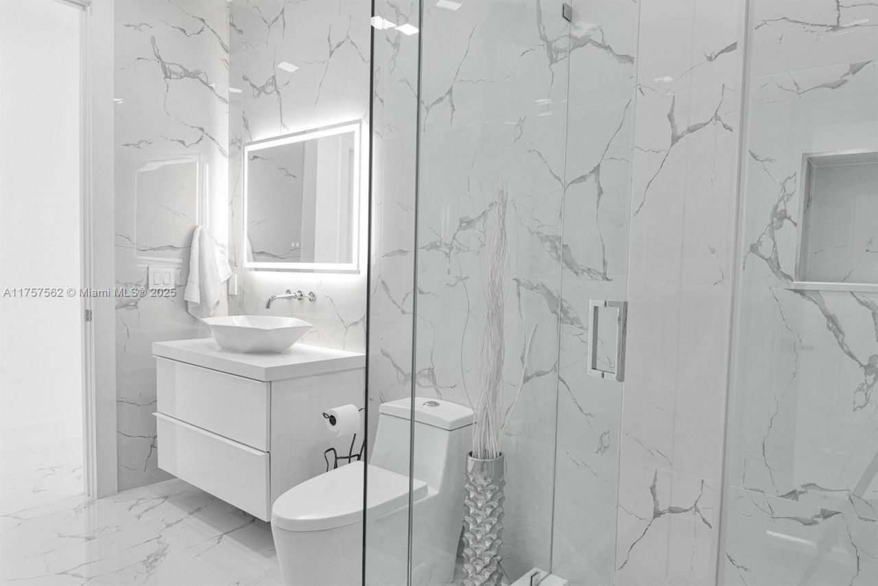 2578 NW 63rd Ln, Boca Raton, FL 33496 Photo