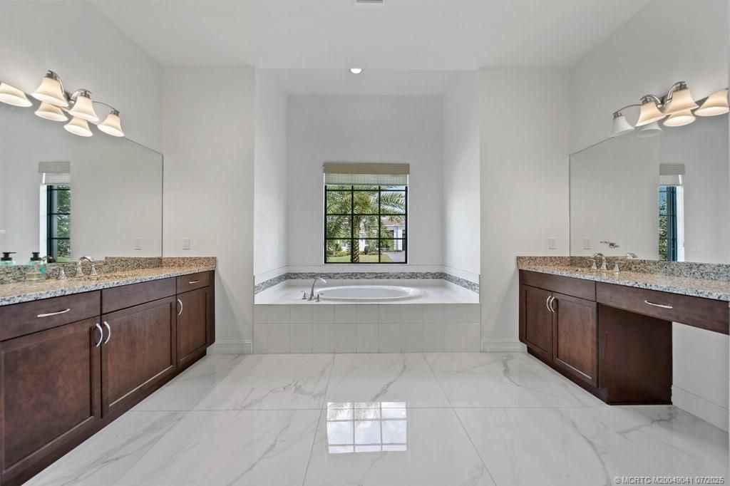 5276 SW Star Apple Street, Palm City, FL 34990 Photo