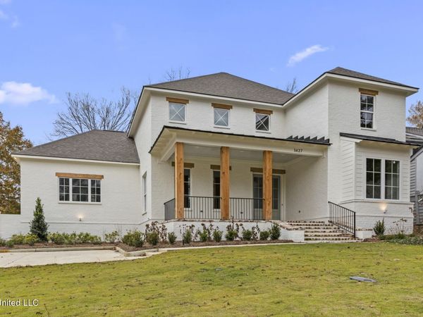 1427 Highland Park Drive, Jackson, MS 39211