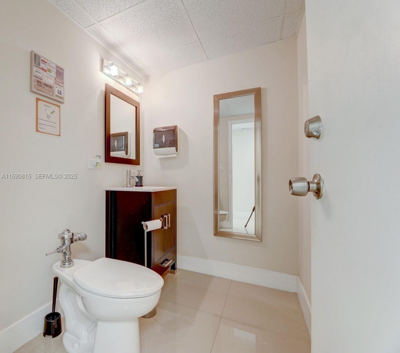 825 Brickell Bay Dr, Unit 246- 2, Miami, FL 33131 Photo