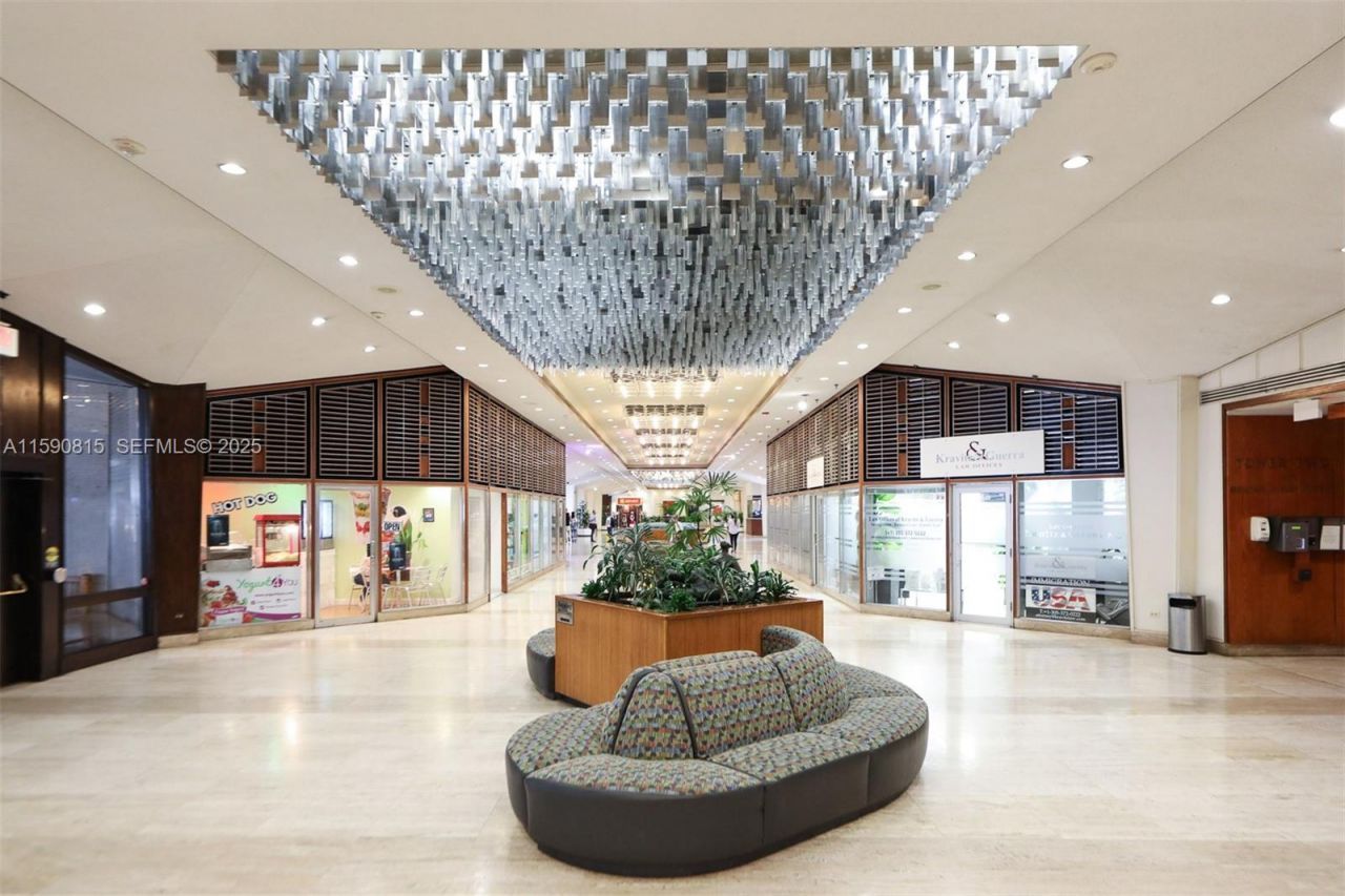 825 Brickell Bay Dr, Unit 246- 2, Miami, FL 33131 Photo