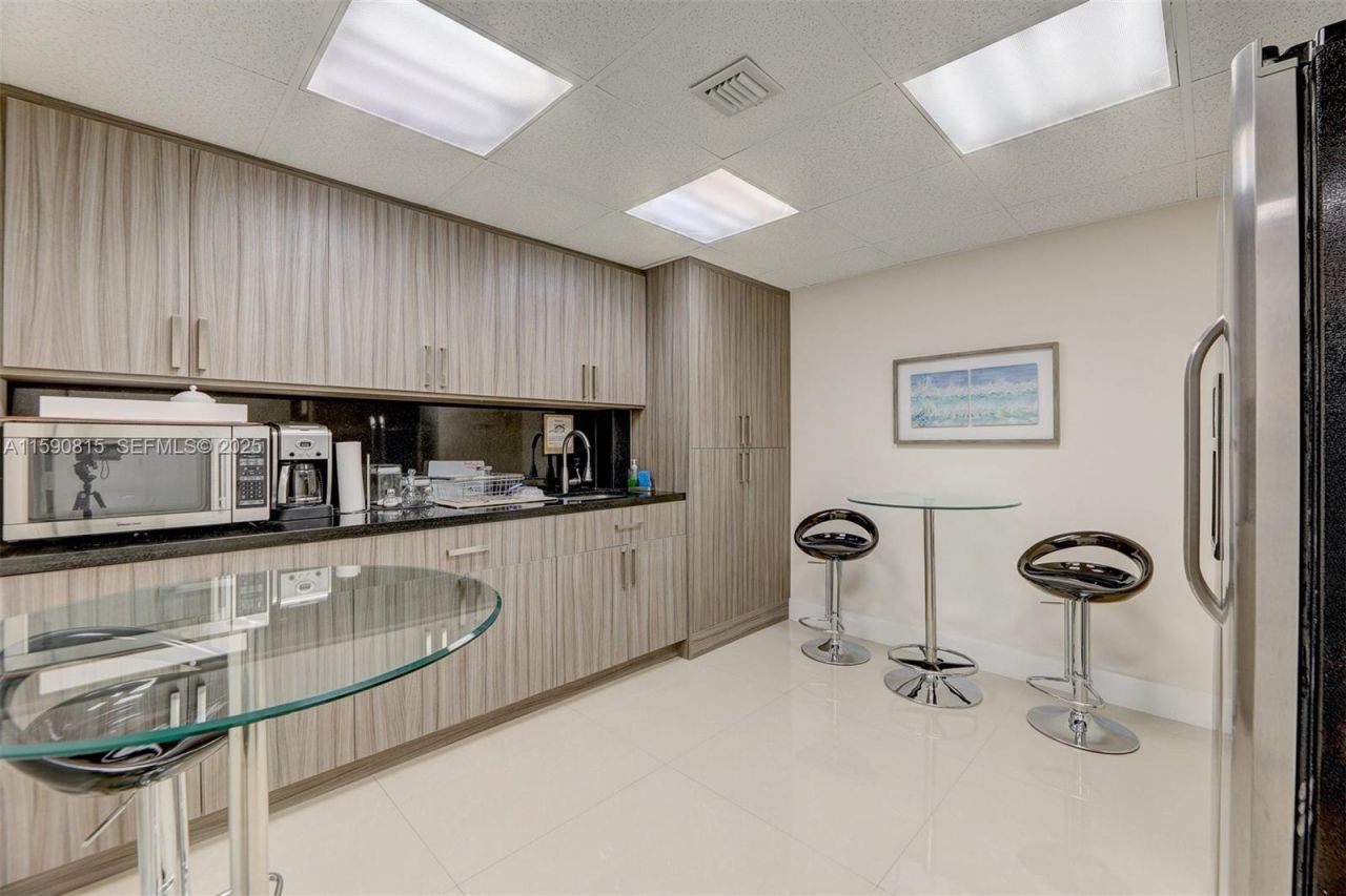 825 Brickell Bay Dr, Unit 246- 2, Miami, FL 33131 Photo