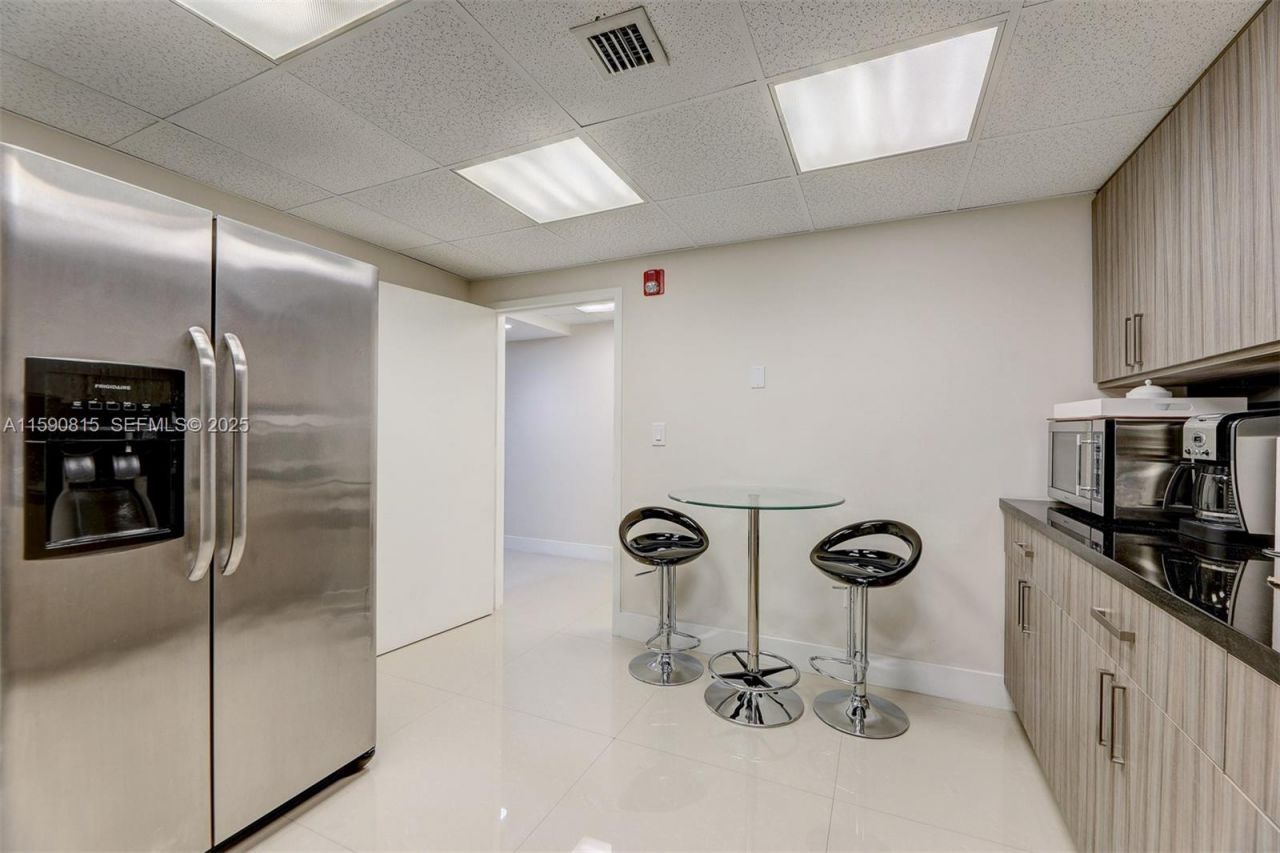 825 Brickell Bay Dr, Unit 246- 2, Miami, FL 33131 Photo