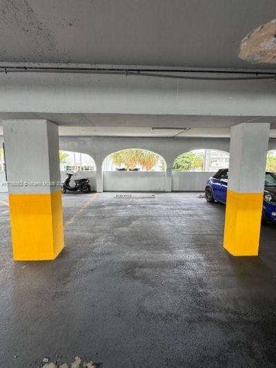 7928 West Dr, Unit 304, North Bay Village, FL 33141 Photo