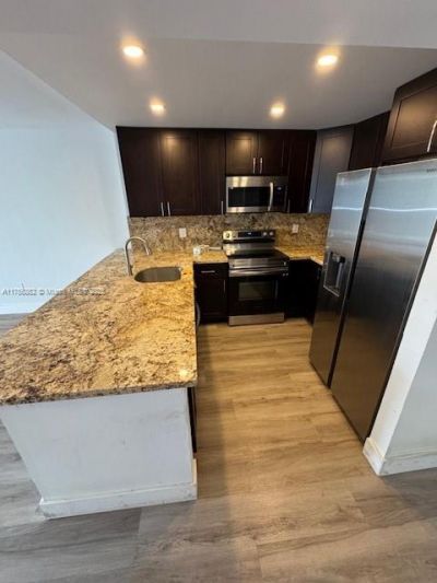 7928 West Dr, Unit 304, North Bay Village, FL 33141 Photo