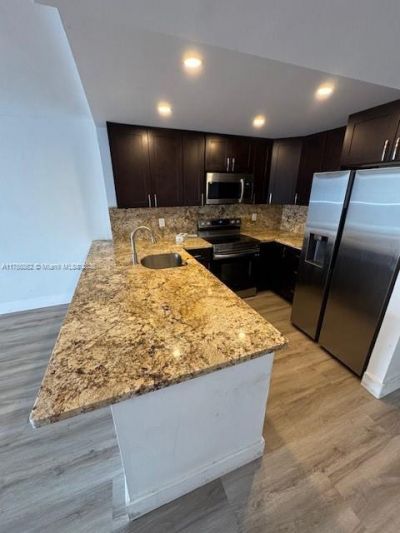 7928 West Dr, Unit 304, North Bay Village, FL 33141 Photo