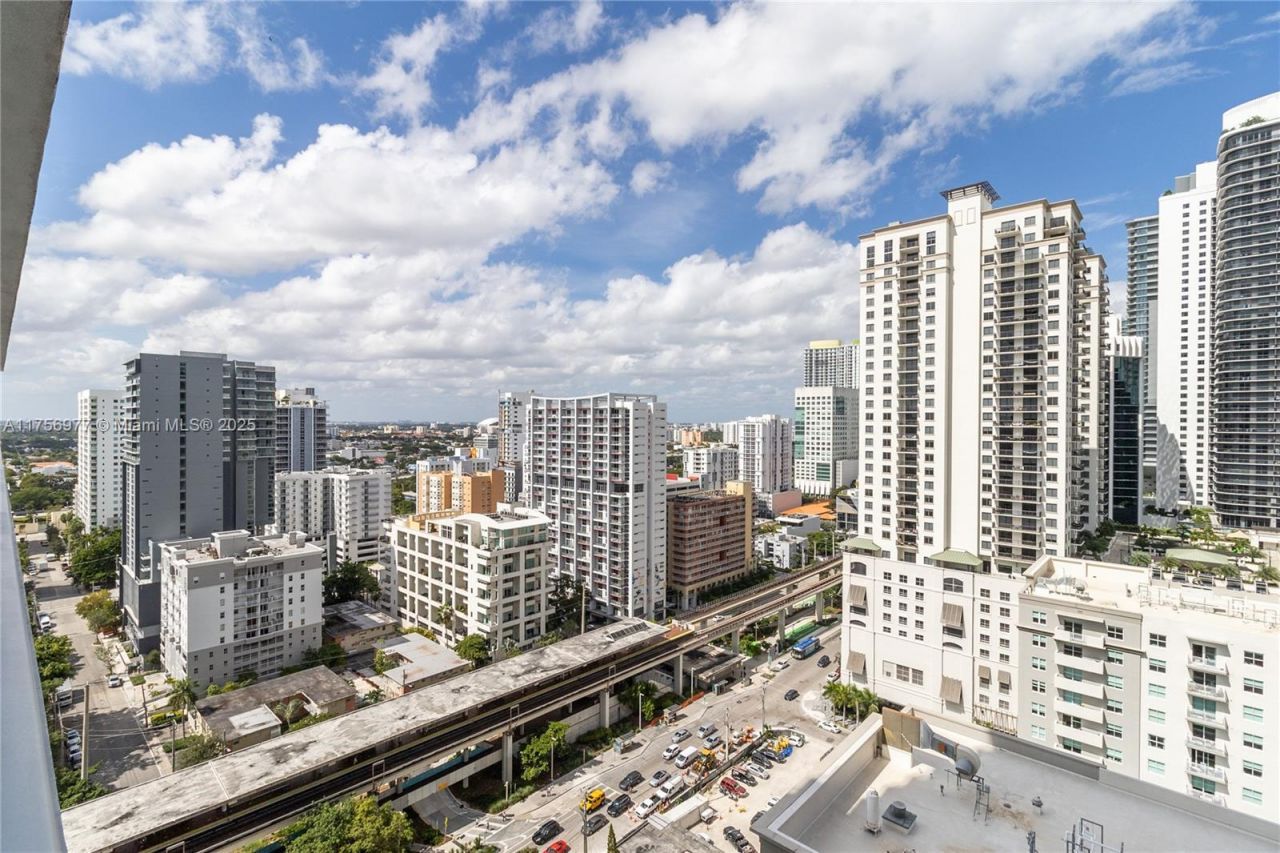 1111 SW 1st Ave, Unit 2423-N, Miami, FL 33130 Photo