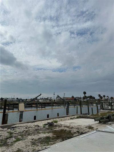 829 Oak St, Fort Myers Beach, FL 33931 Photo
