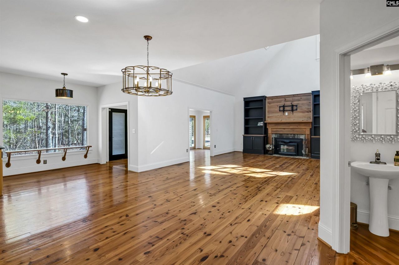 1241 Cardinal Drive Photo 10