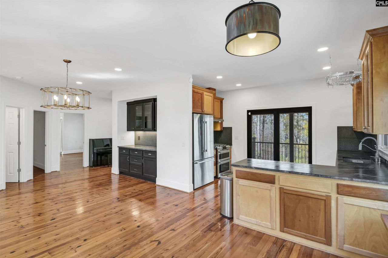 1241 Cardinal Drive Photo 12