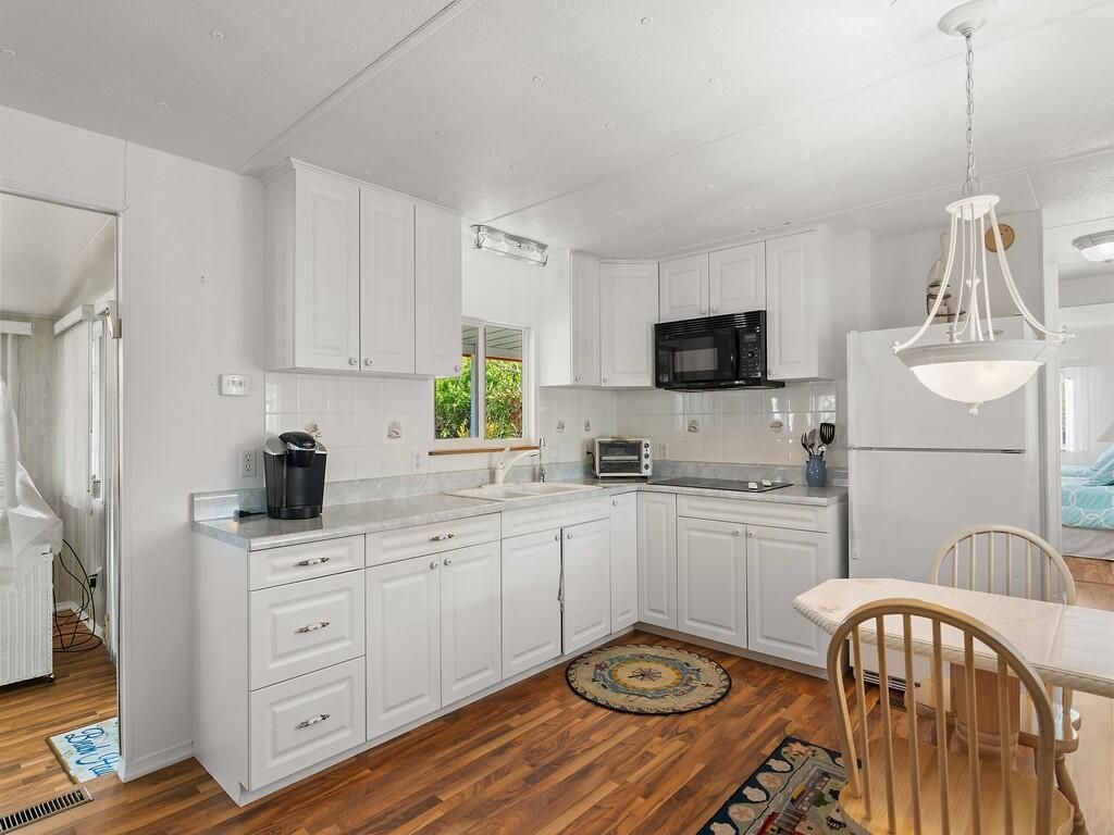 4743 NE Blue Heron Lane, Unit 7, Jensen Beach, FL 34957 Photo