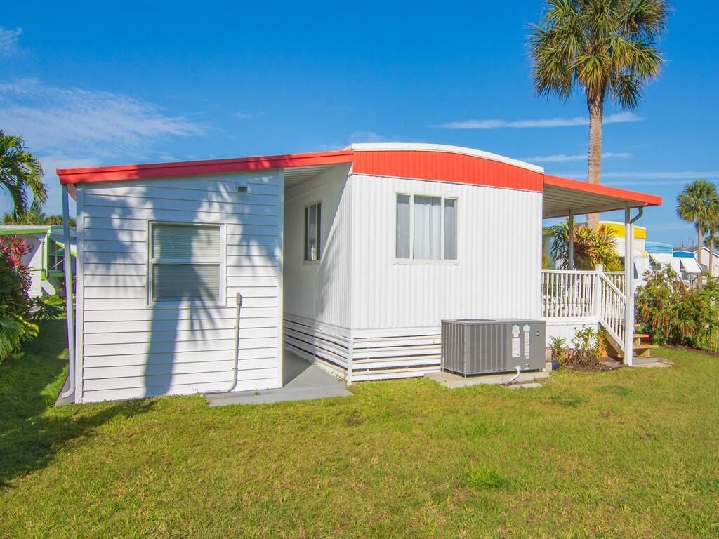 4743 NE Blue Heron Lane, Unit 7, Jensen Beach, FL 34957 Photo