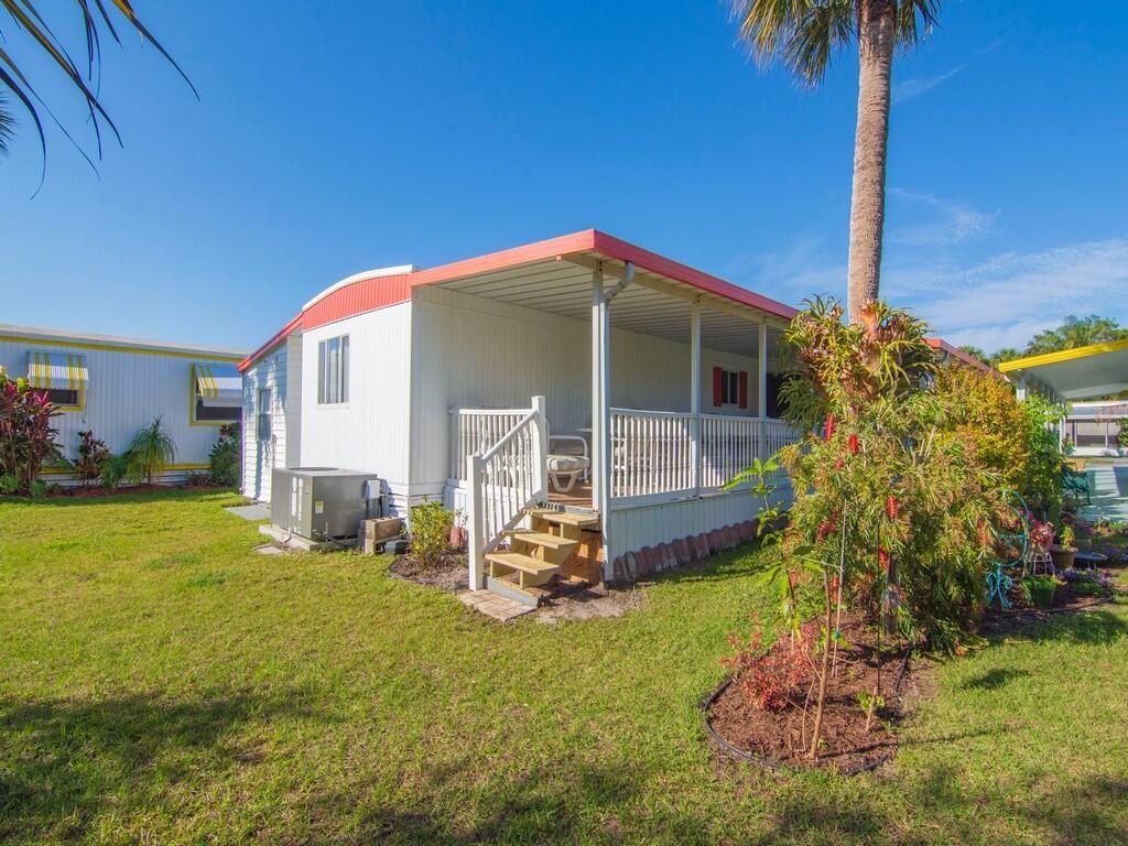 4743 NE Blue Heron Lane, Unit 7, Jensen Beach, FL 34957 Photo