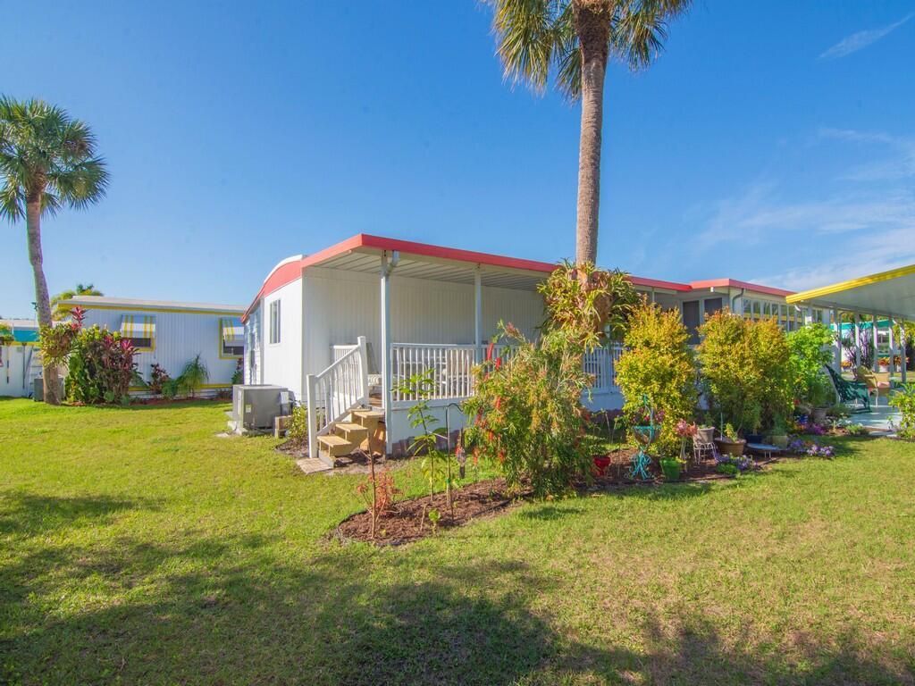 4743 NE Blue Heron Lane, Unit 7, Jensen Beach, FL 34957 Photo