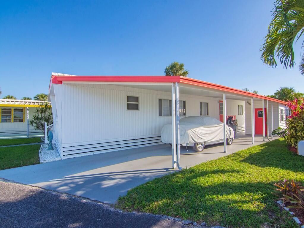 4743 NE Blue Heron Lane, Unit 7, Jensen Beach, FL 34957 Photo