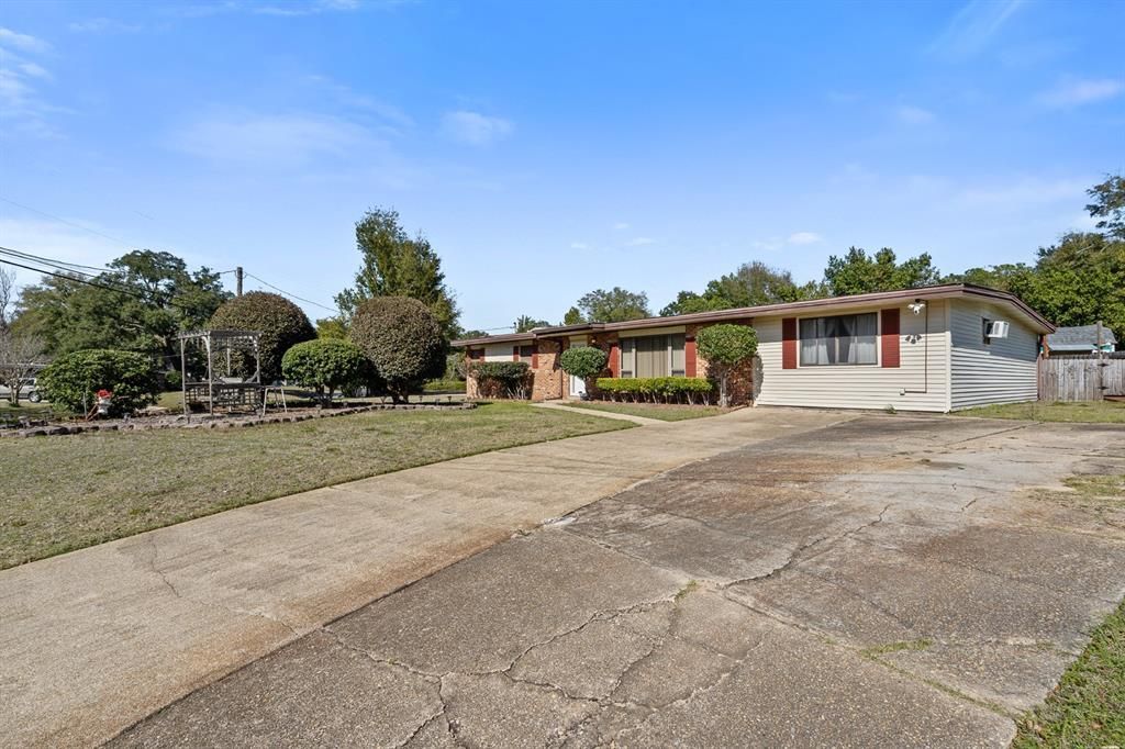 3808 San Gabriel Drive, Pensacola, FL 32504 Photo