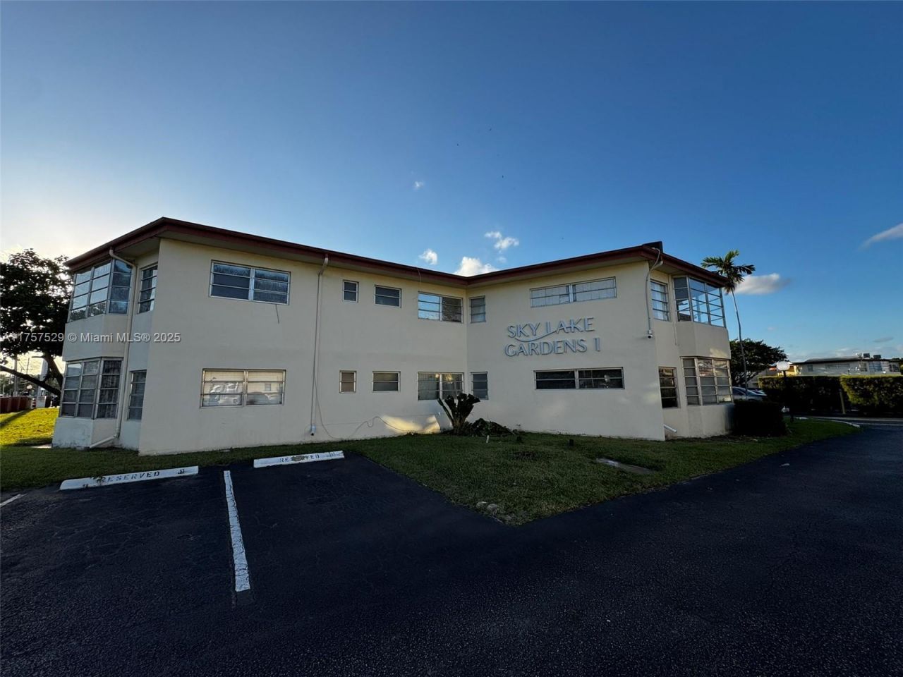 1601 NE Miami Gardens Dr, Unit 103, Miami, FL 33179 Photo