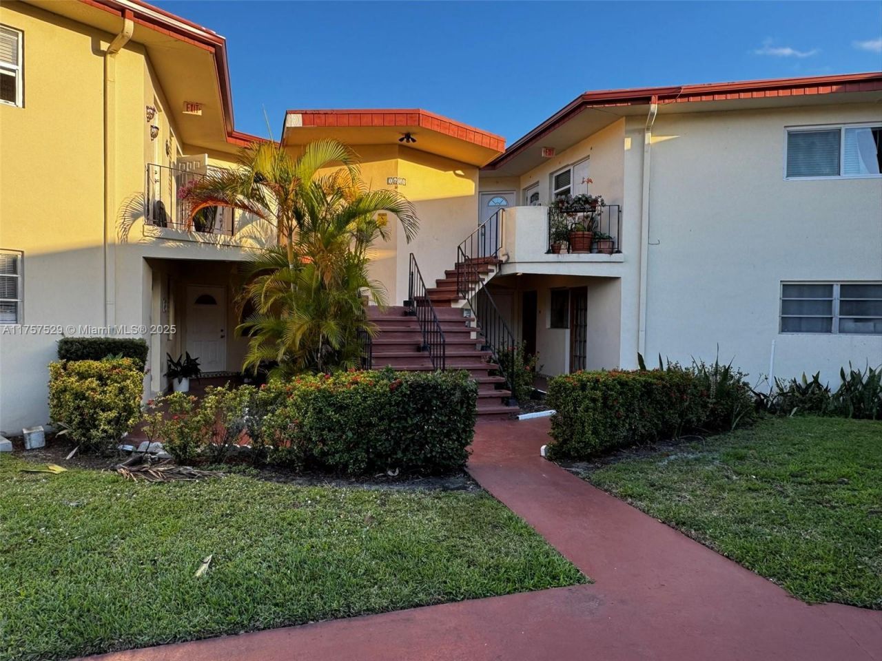 1601 NE Miami Gardens Dr, Unit 103, Miami, FL 33179 Photo