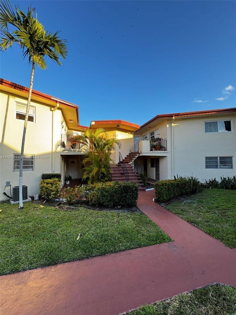 1601 NE Miami Gardens Dr, Unit 103, Miami, FL 33179 Photo