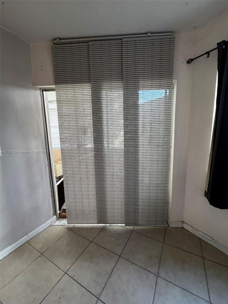 1601 NE Miami Gardens Dr, Unit 103, Miami, FL 33179 Photo