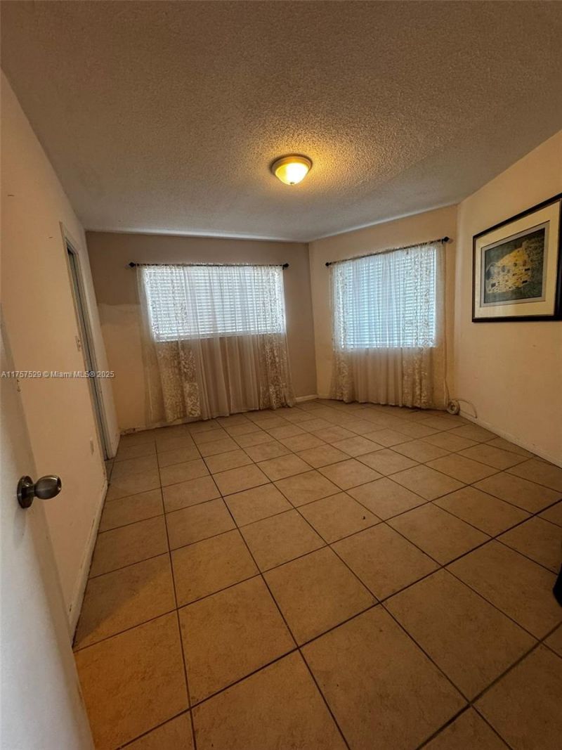 1601 NE Miami Gardens Dr, Unit 103, Miami, FL 33179 Photo