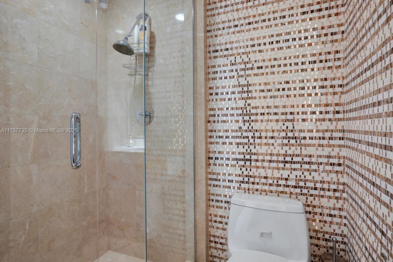 1331 Brickell Bay Dr, Unit 1905, Miami, FL 33131 Photo