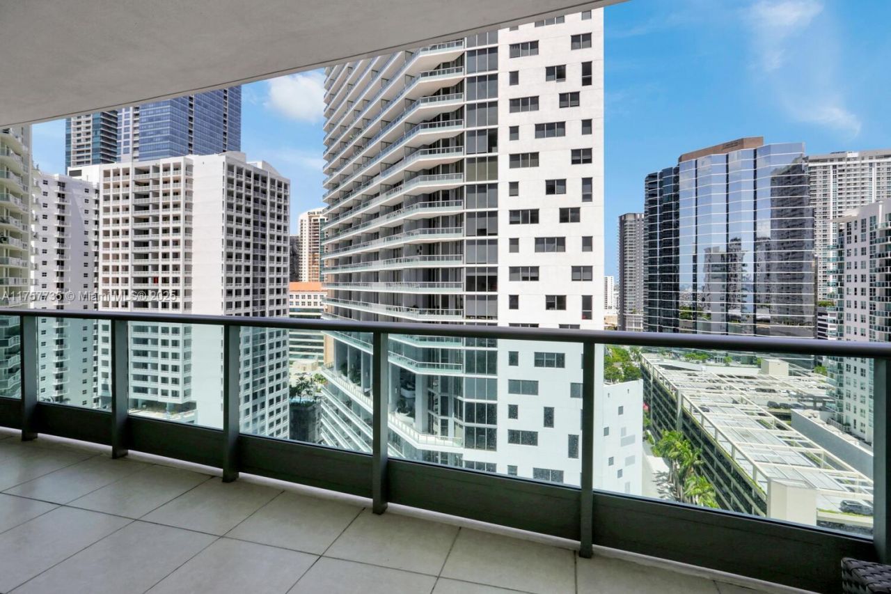 1331 Brickell Bay Dr, Unit 1905, Miami, FL 33131 Photo