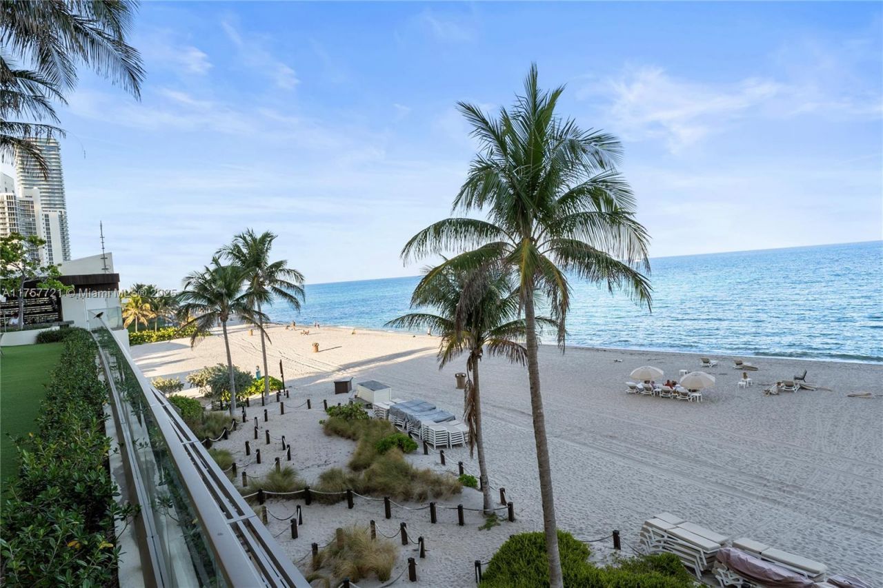 18975 Collins Ave, Unit 3703, Sunny Isles Beach, FL 33160 Photo