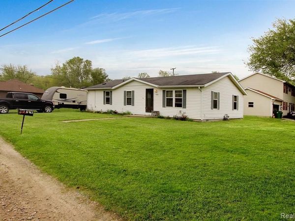 7063 SARGENT Street, Romulus, MI 48174