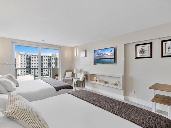 19201 Collins Ave, Unit 938, Sunny Isles Beach, FL 33160