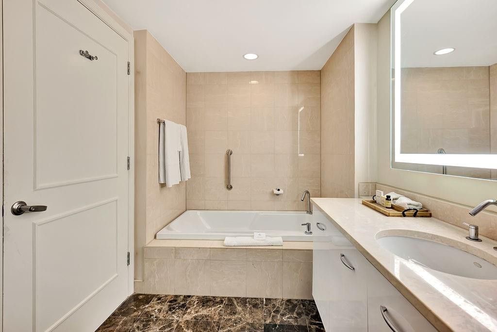 505 N Ft Lauderdale Bch Boulevard, Unit 1009, Fort Lauderdale, FL 33304 Photo