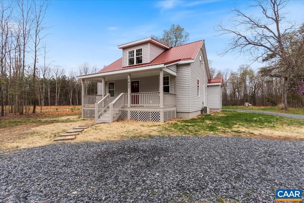 7837 West River Rd, Scottsville, VA 24590 Main Photo