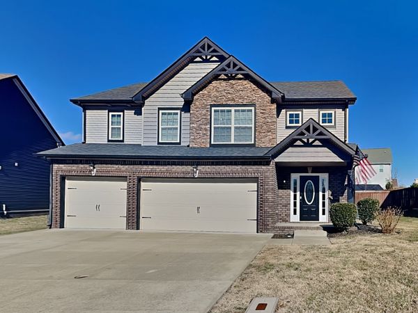 412 Sedgwick Ln, Clarksville, TN 37043