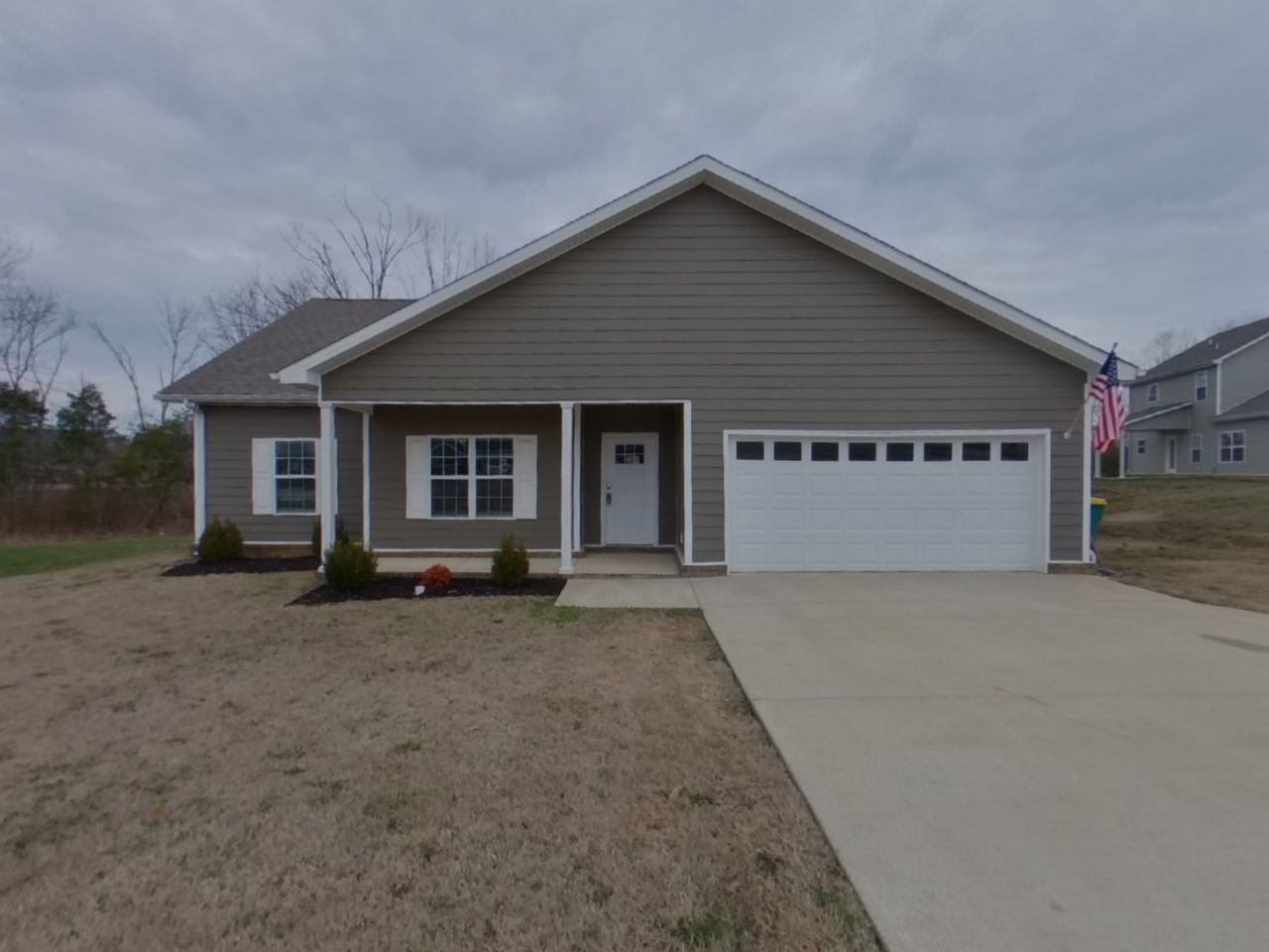835 Ellyson Dr, Spring Hill, TN 37174 Main Photo