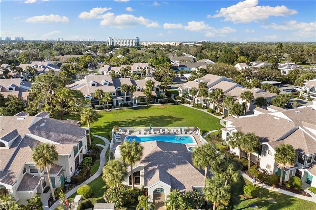 55 Emerald Woods Dr, Unit C4, Naples, FL 34108 Photo
