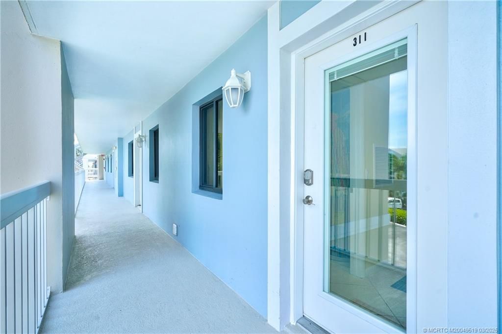 40 NE Plantation Road, Unit 311, Stuart, FL 34996 Photo