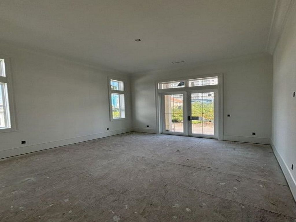 4710 Surf St. Photo 20