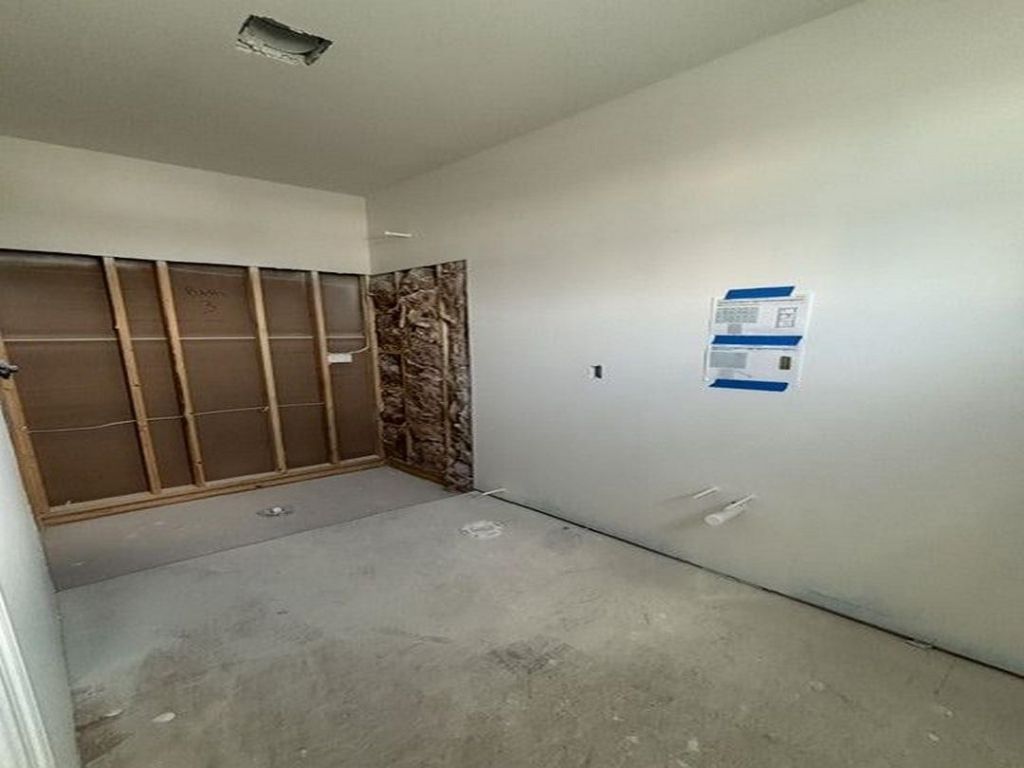 4710 Surf St. Photo 35