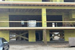 4710 Surf St. photo 4