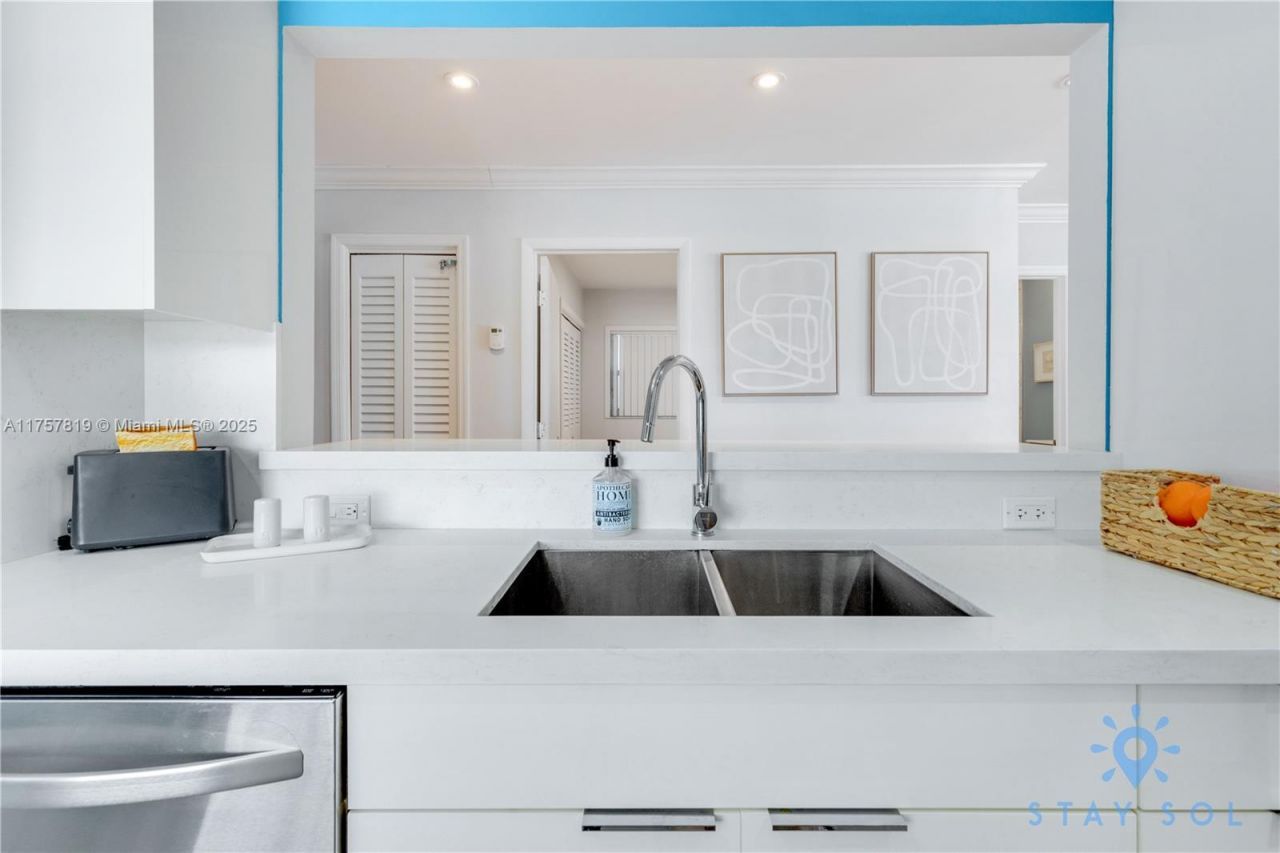 328 Missouri St, Unit ., Hollywood, FL 33019 Photo