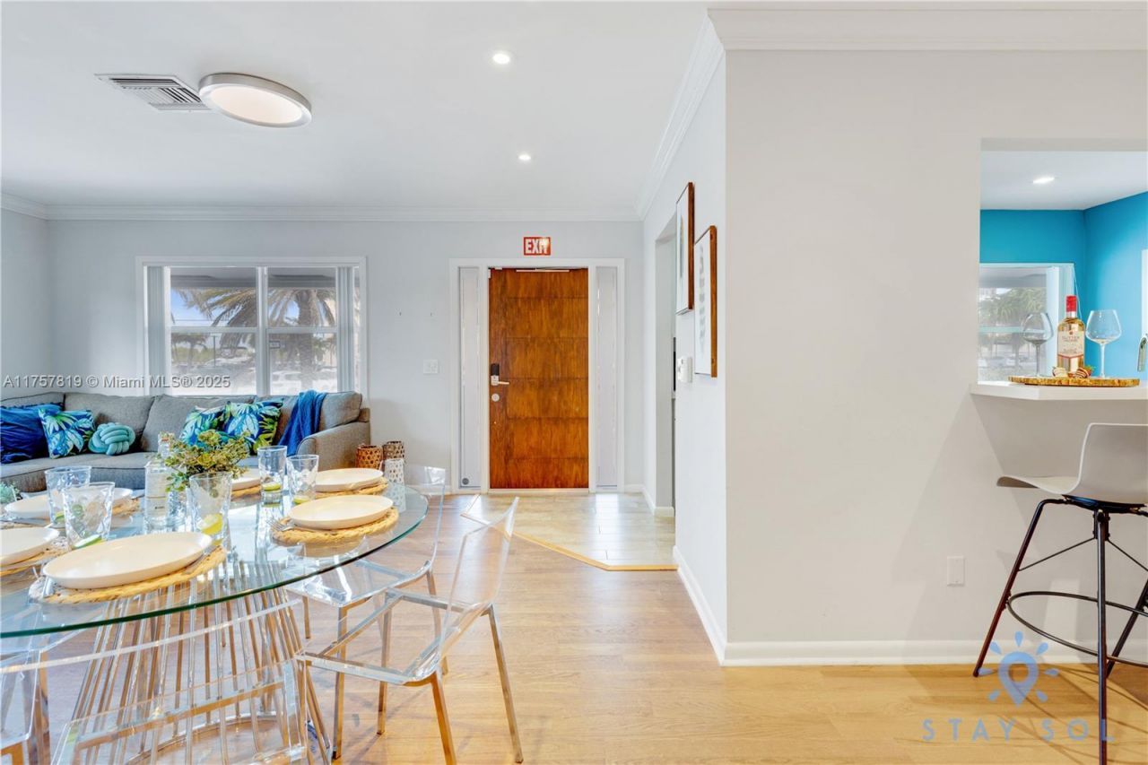 328 Missouri St, Unit ., Hollywood, FL 33019 Photo